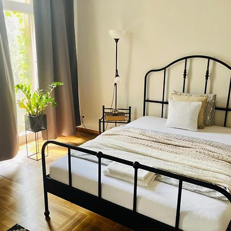 Beautiful City Centre Apartment 비엔나 외부 사진