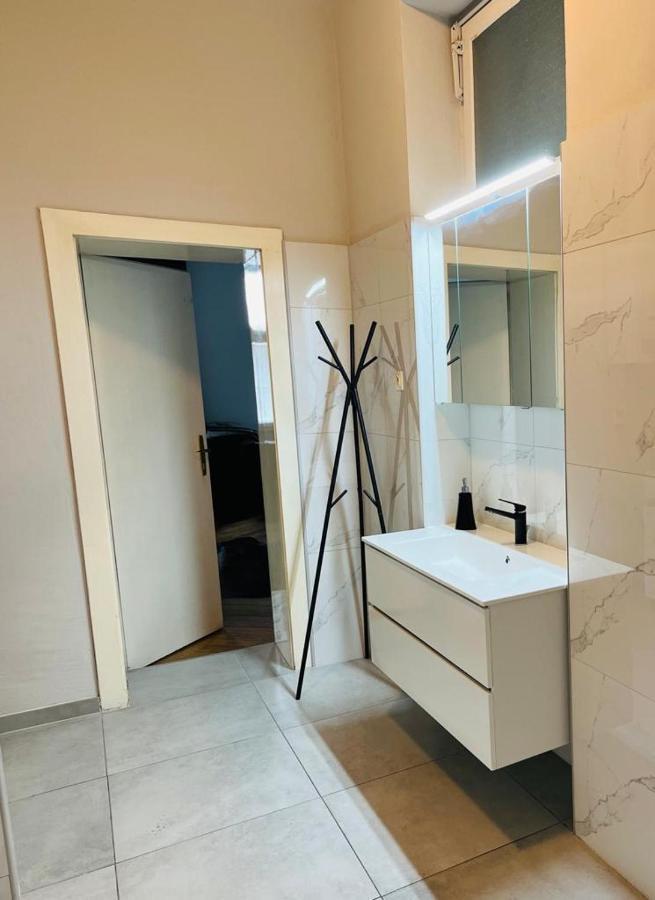 Beautiful City Centre Apartment 비엔나 외부 사진