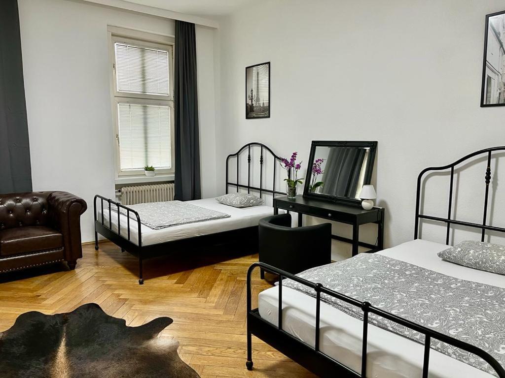 Beautiful City Centre Apartment 비엔나 외부 사진