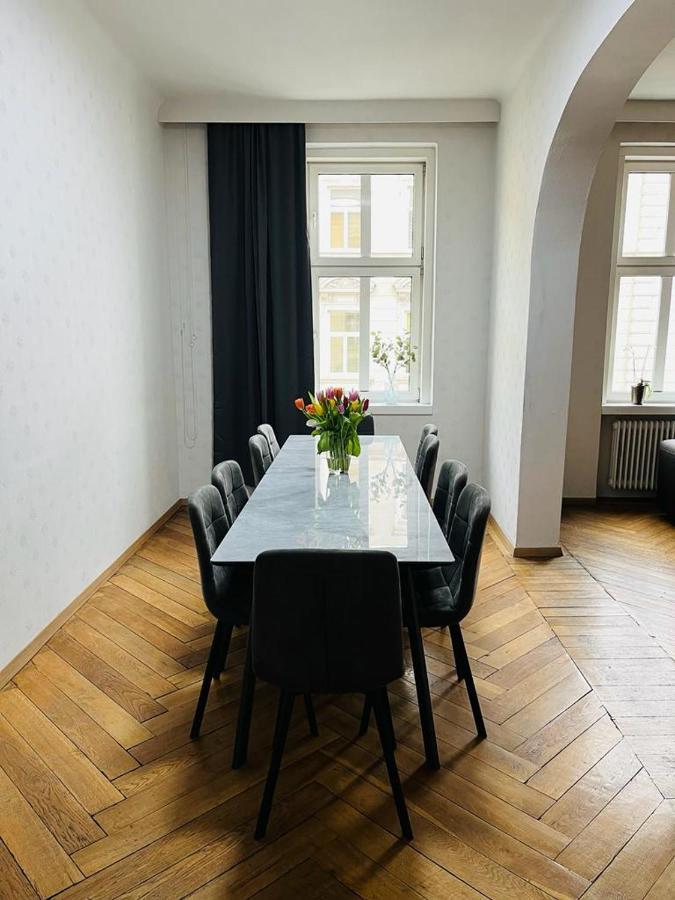 Beautiful City Centre Apartment 비엔나 외부 사진