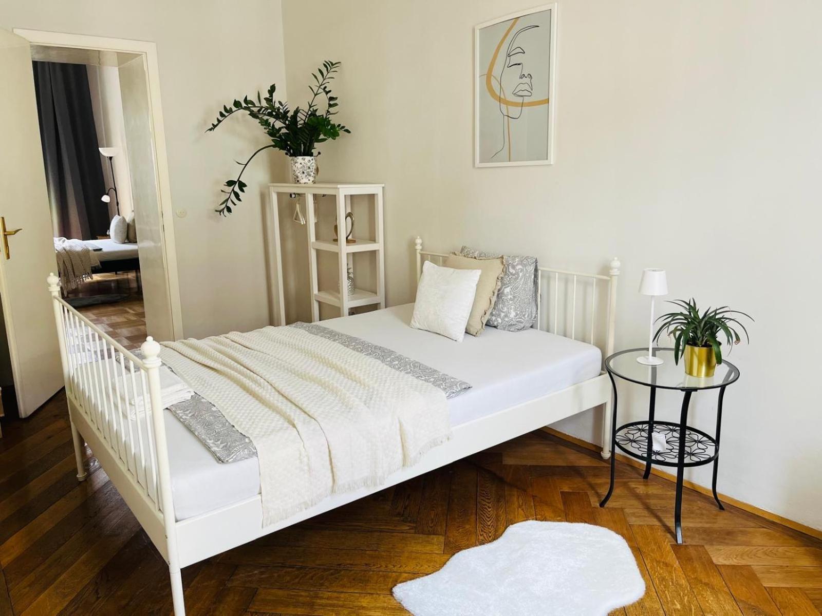 Beautiful City Centre Apartment 비엔나 외부 사진